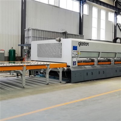 Sticlă de panou solar temperat